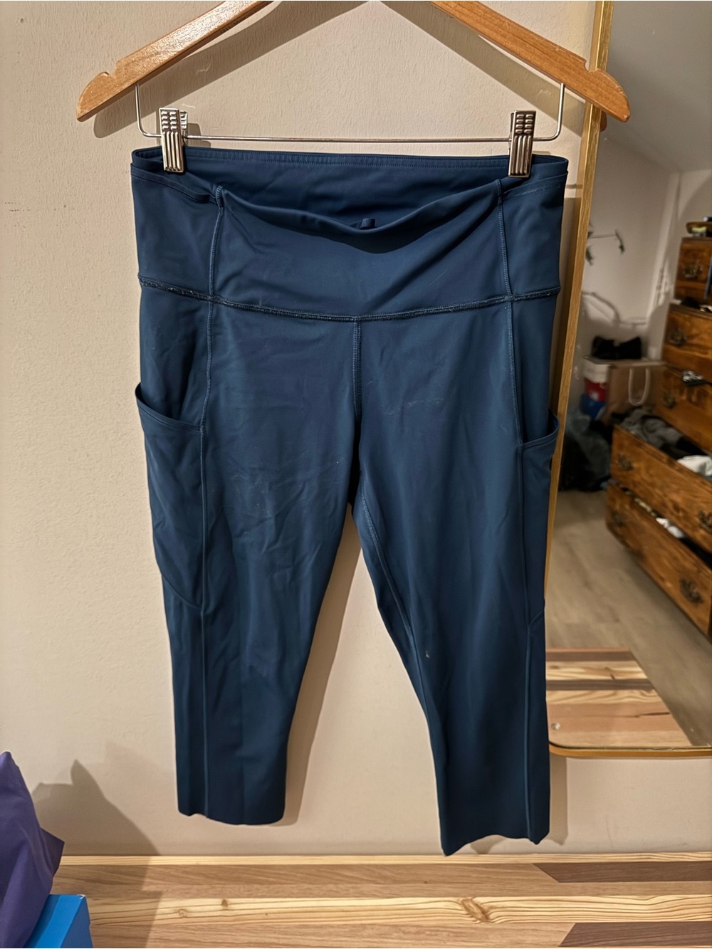 lululemon athletica Navy High-Rise Cropped Leggings with Side Pockets
